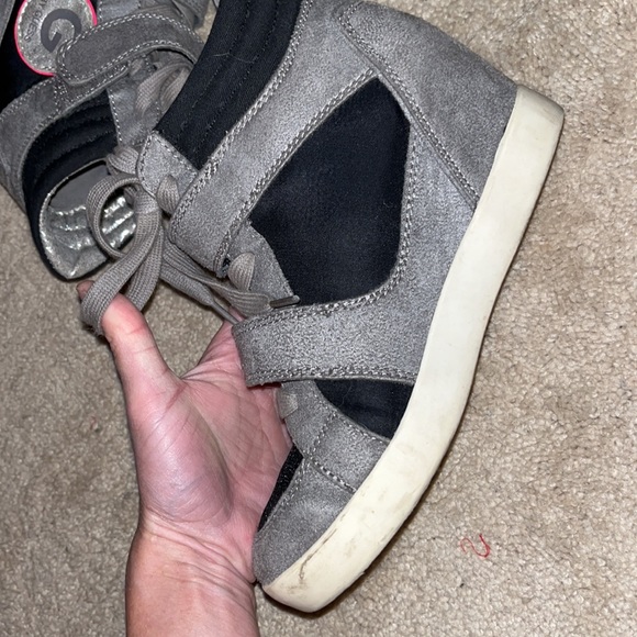 Guess hidden wedge heel sneaker size 6. Worn once around the house. EUC - Picture 4 of 4